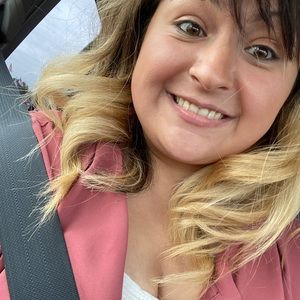 Meet your Posher, Melissa